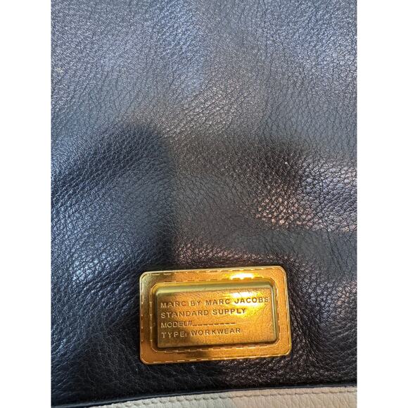 Marc by Marc Jacobs Workwear‎ Leather Crossbody Bag Black White Gold Logo - Picture 5 of 9
